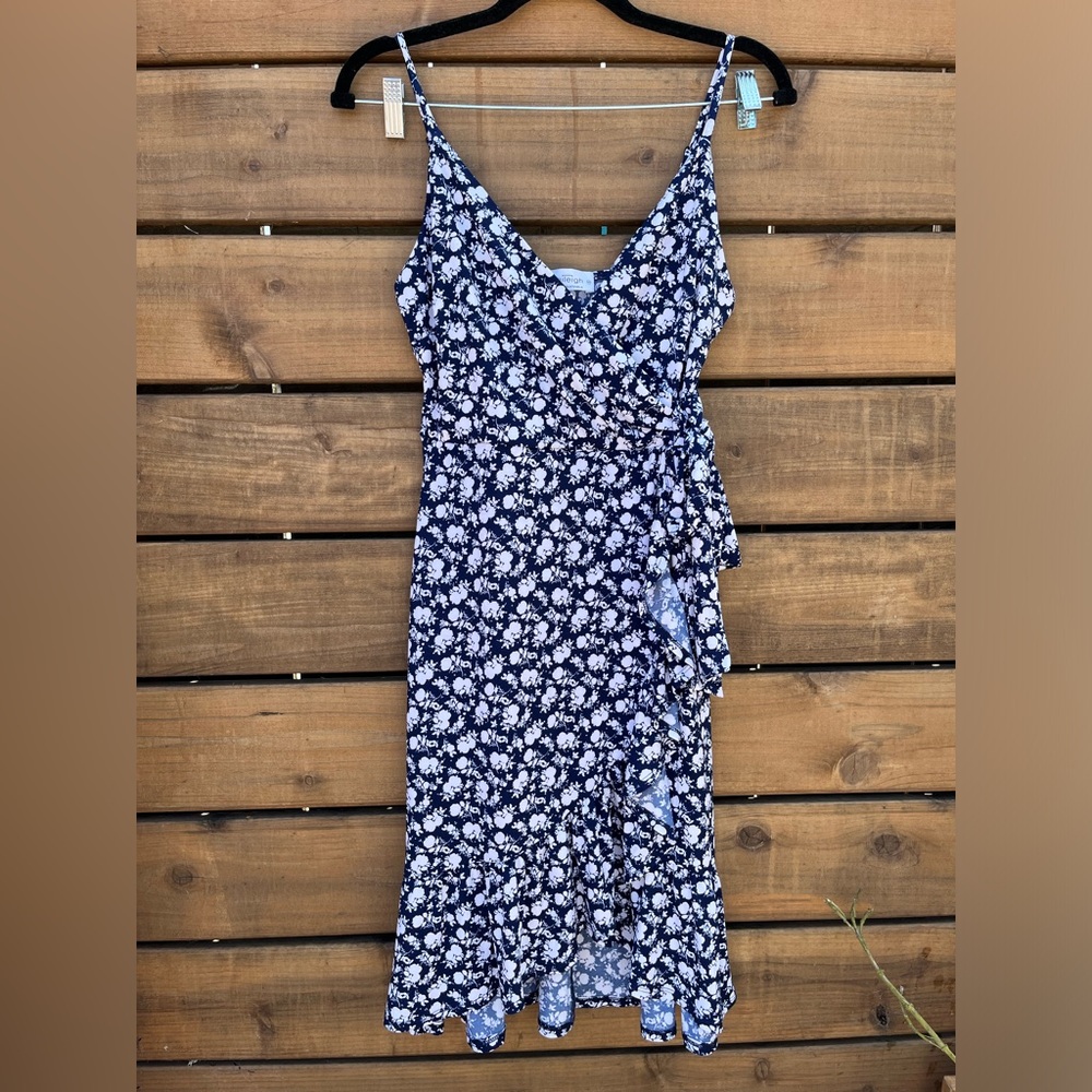 NWOT Kaileigh floral faux wrap ruffle hem Midi length dress, sz Small